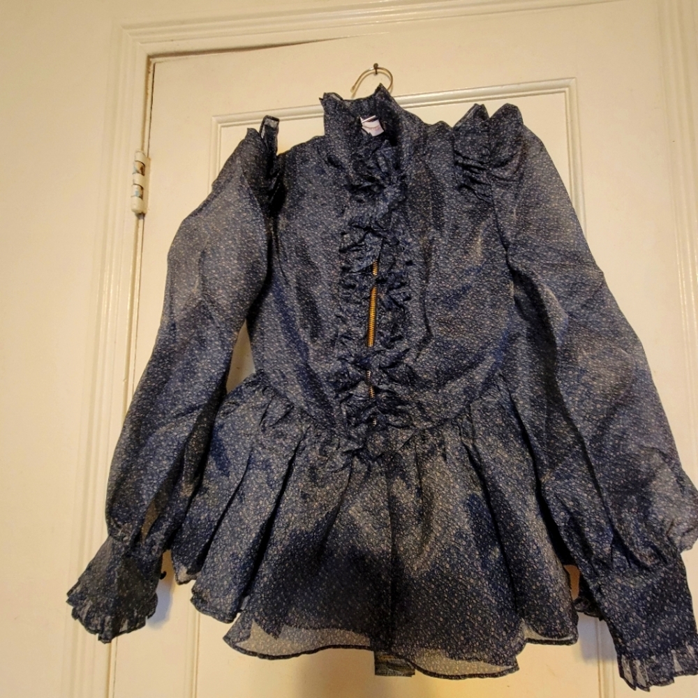 Selkie Boutique Blouse| Black Flower Pattern| XS